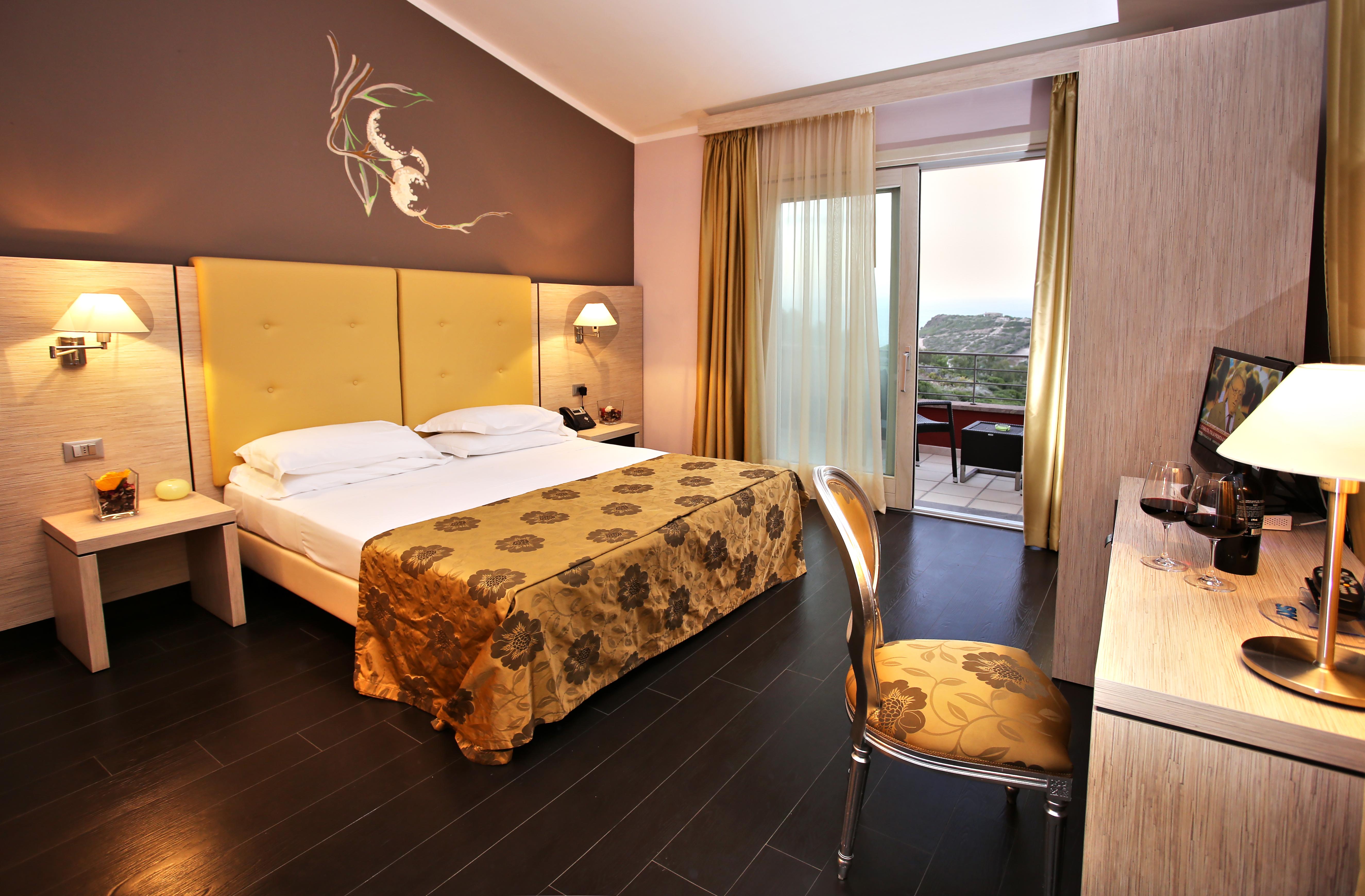 Bajaloglia Resort กัสเตลซาร์โด ภายนอก รูปภาพ