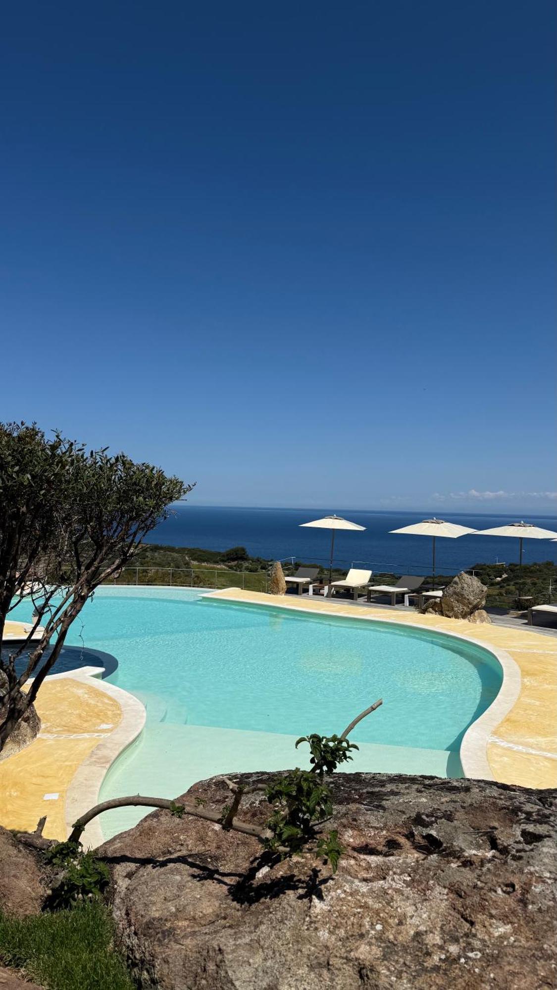 Bajaloglia Resort กัสเตลซาร์โด ภายนอก รูปภาพ